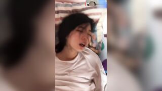 【姐弟】爸爸妈妈不在家 弟弟在家和姐姐乱伦