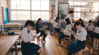 彼女 日本三级