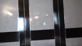 FC2-PPV-1851398 热爱cosplay的国民美少女很像冲绳人才无辜的偶像脸中出性爱 ● 迷路了