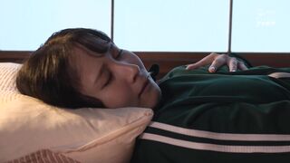 IPZZ-182 [中文字幕]  回老家發現姐姐變成了沒救的家裡蹲魚干女而且是個老處女-庵ひめか