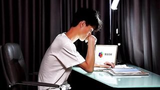 【果冻传媒】美腿白虎-云朵【性感家教老师的肉体奖励-上】如果考试考得好，老师让你嘿嘿嘿，高清720P